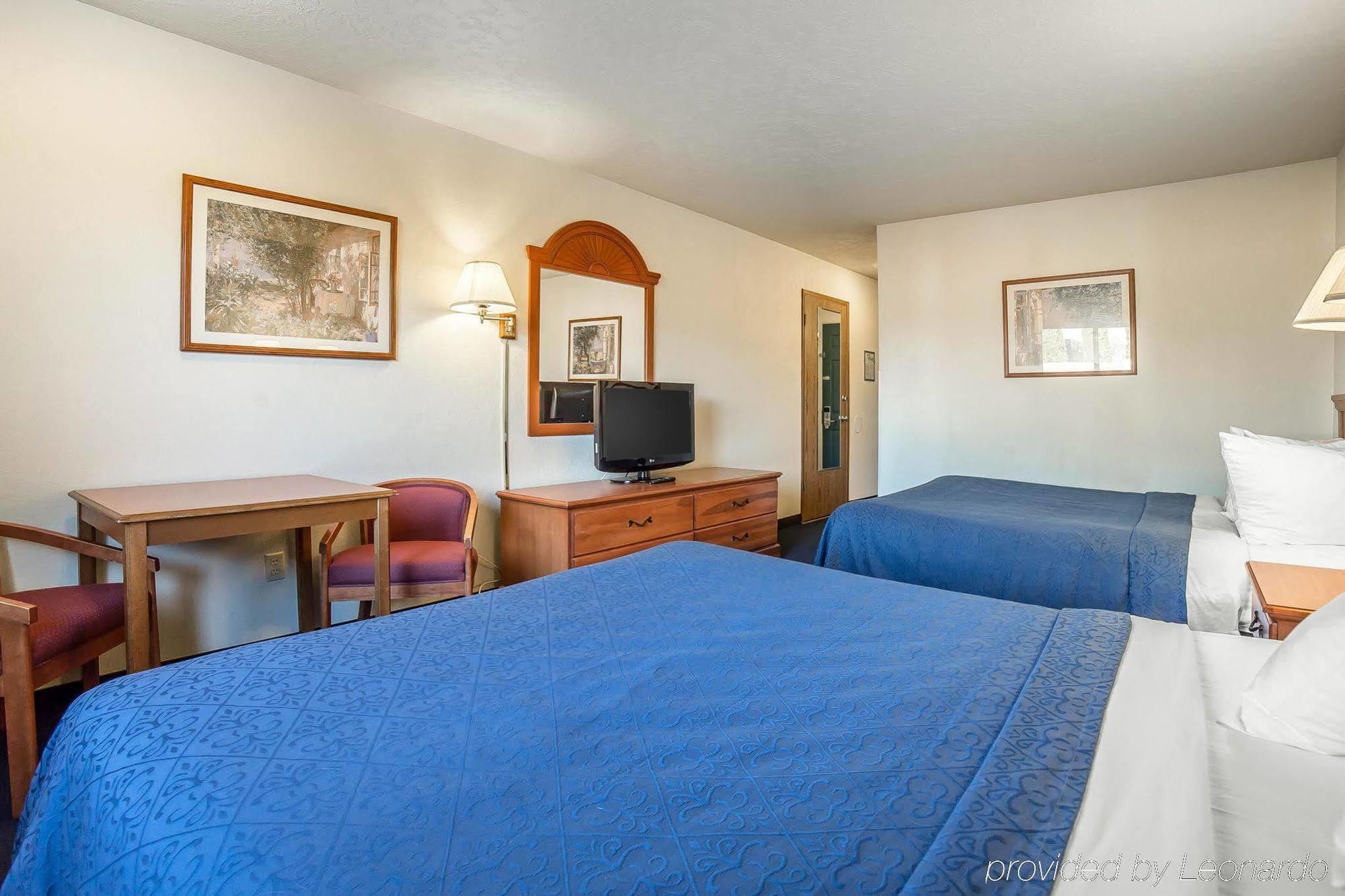 Quality Inn サンドポイント エクステリア 写真