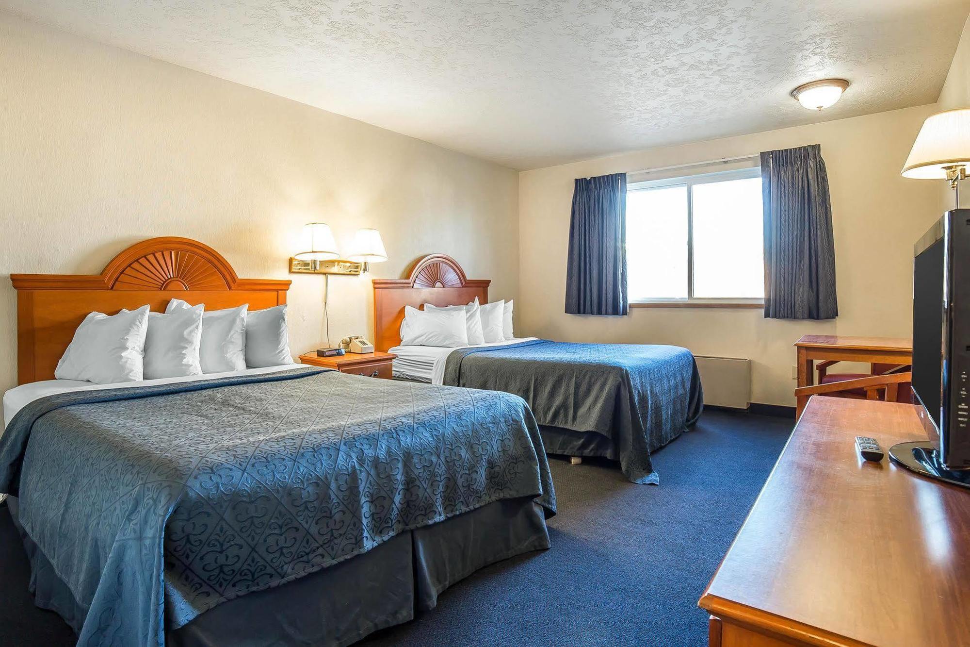 Quality Inn サンドポイント エクステリア 写真